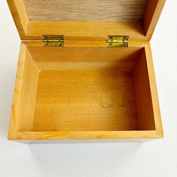 TAYLOR & NG Rascal Rabbit Tile & Wood Recipe Box VTG 1982 RARE Made In Japan - Picture 10 of 12